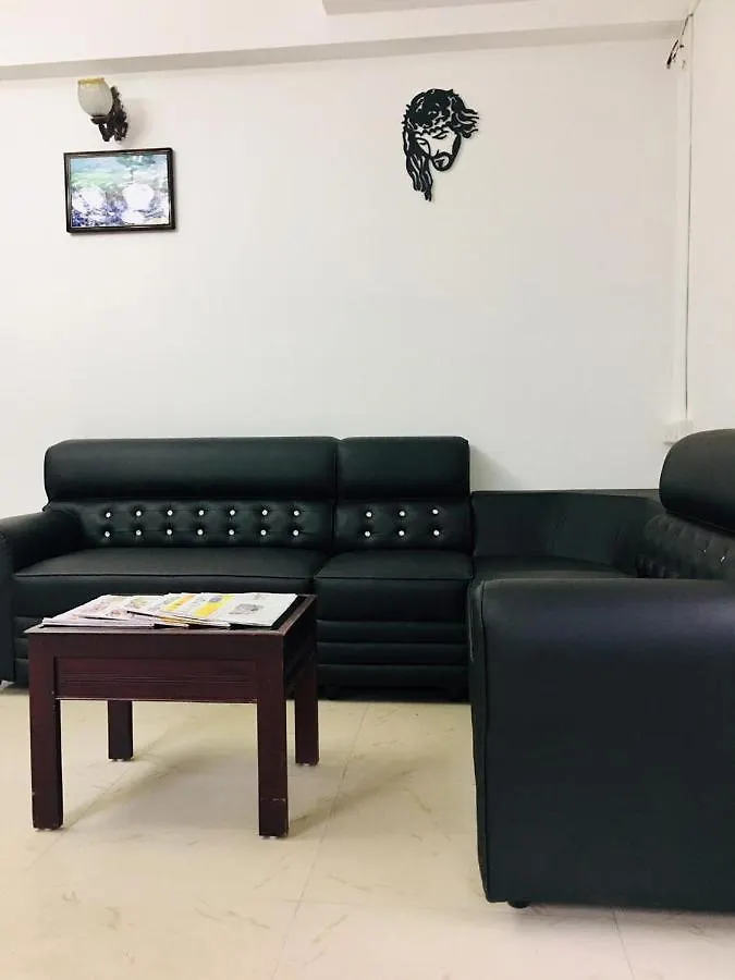 Lumino Karthika Hotel Munnar