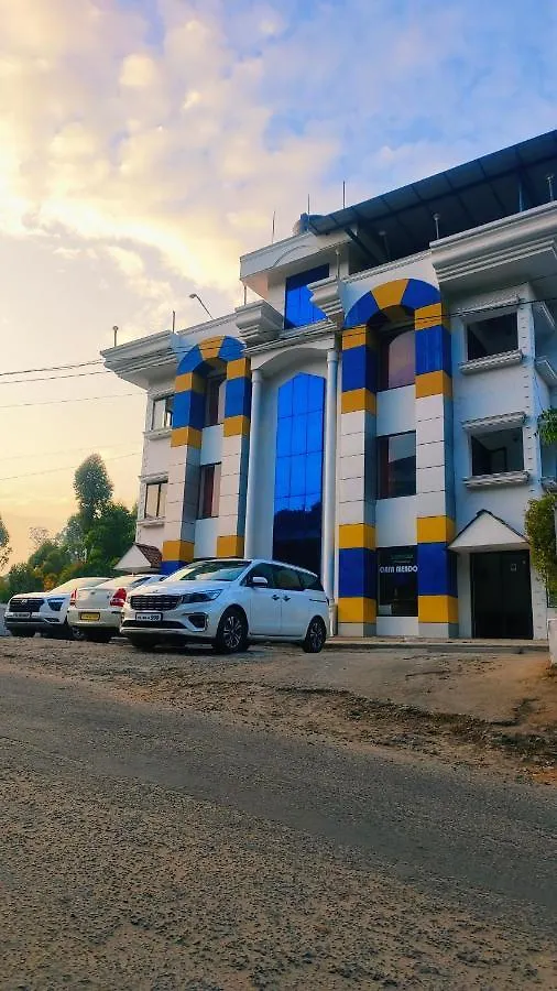 Lumino Karthika Hotel Munnar